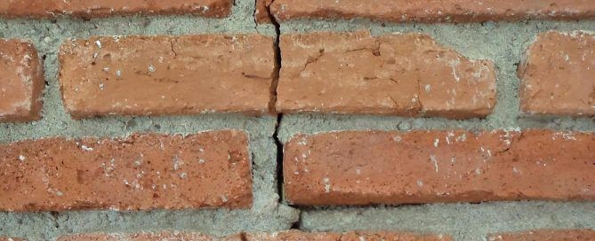 Wegzakkende woningen